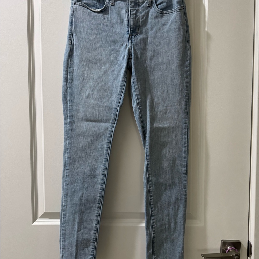 Levi's 311 shaping skinny Women's Skinny Jeans in Light Blue